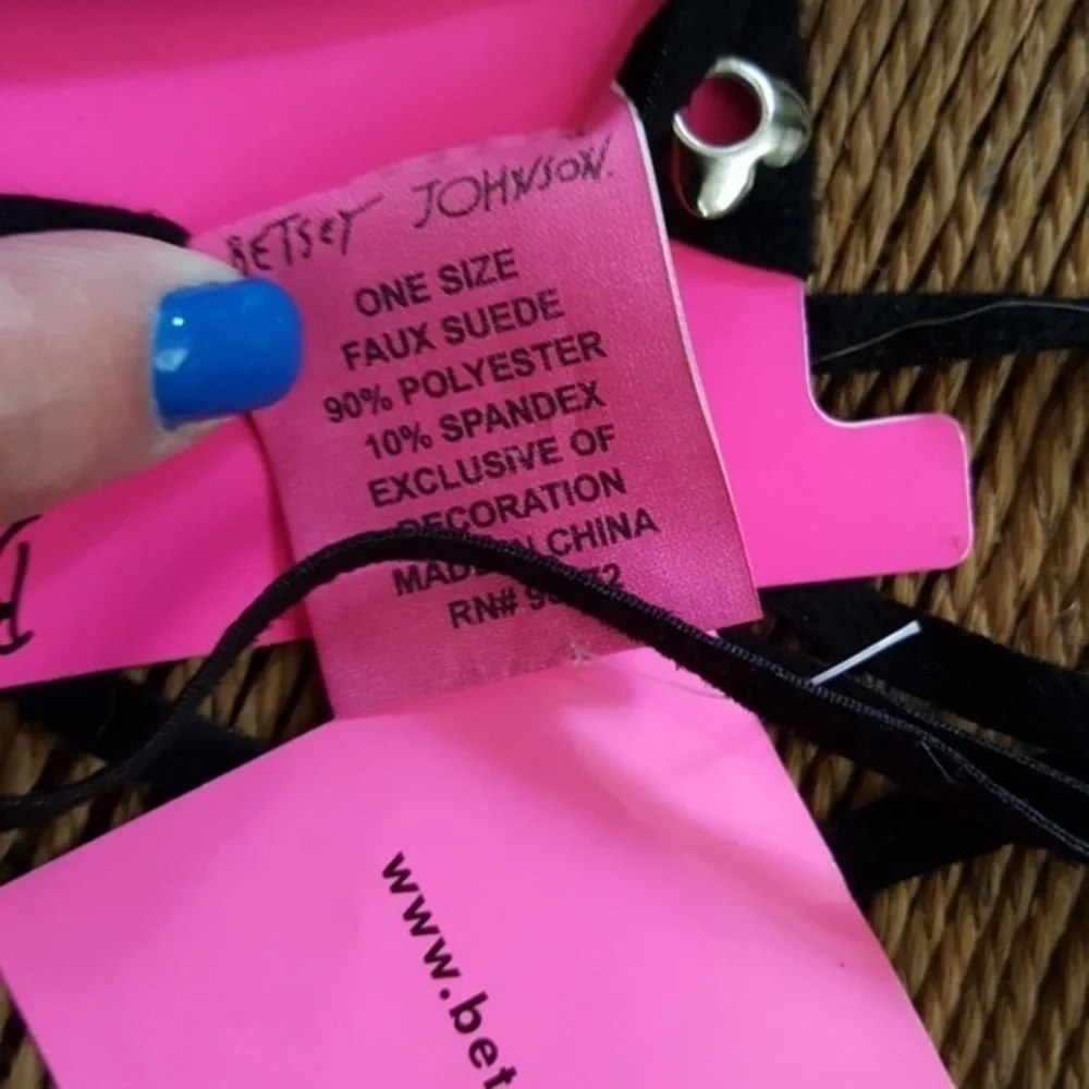 Betsey Johnson sueded feel‎ headband NWT